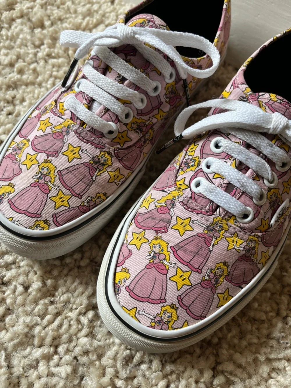 Vans Princess Peach Print Sneakers - Picture 2 of 8
